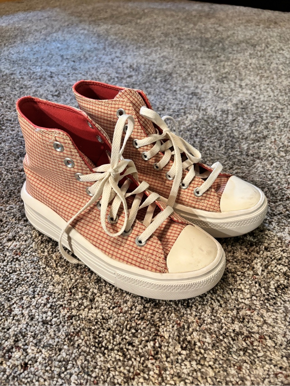 Converse High-Top Sneakers in Peach Plaid